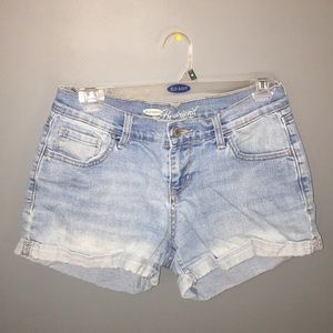 boyfriend jean shorts:))💙